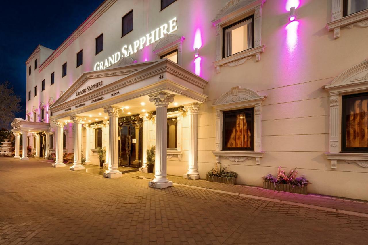 קרוידון Grand Sapphire Hotel & Banqueting מראה חיצוני תמונה