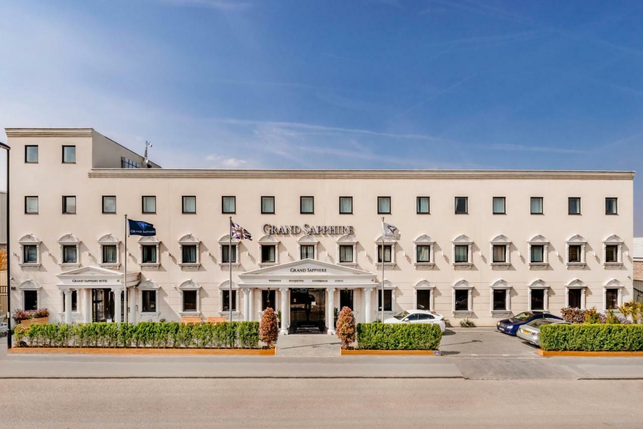 קרוידון Grand Sapphire Hotel & Banqueting מראה חיצוני תמונה