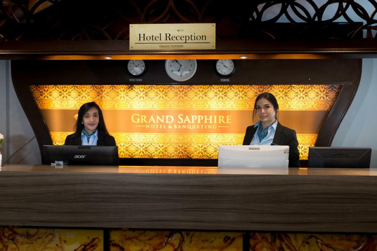 קרוידון Grand Sapphire Hotel & Banqueting מראה חיצוני תמונה